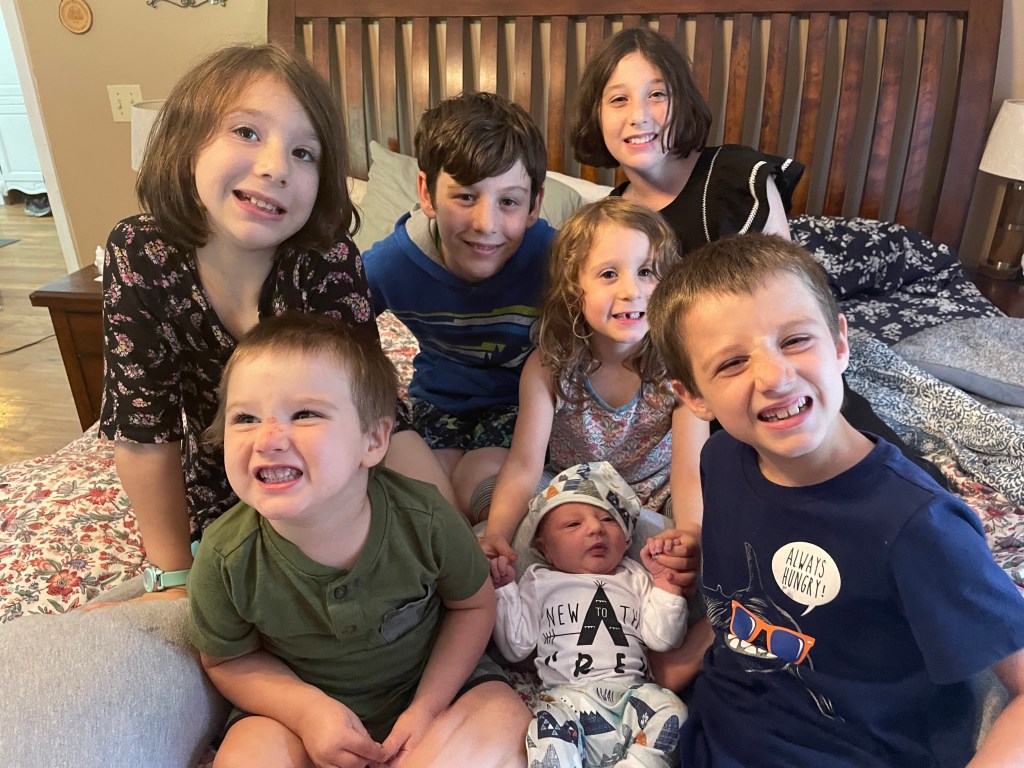 welcome to gratefully wild home. life with 7 beautiful kids