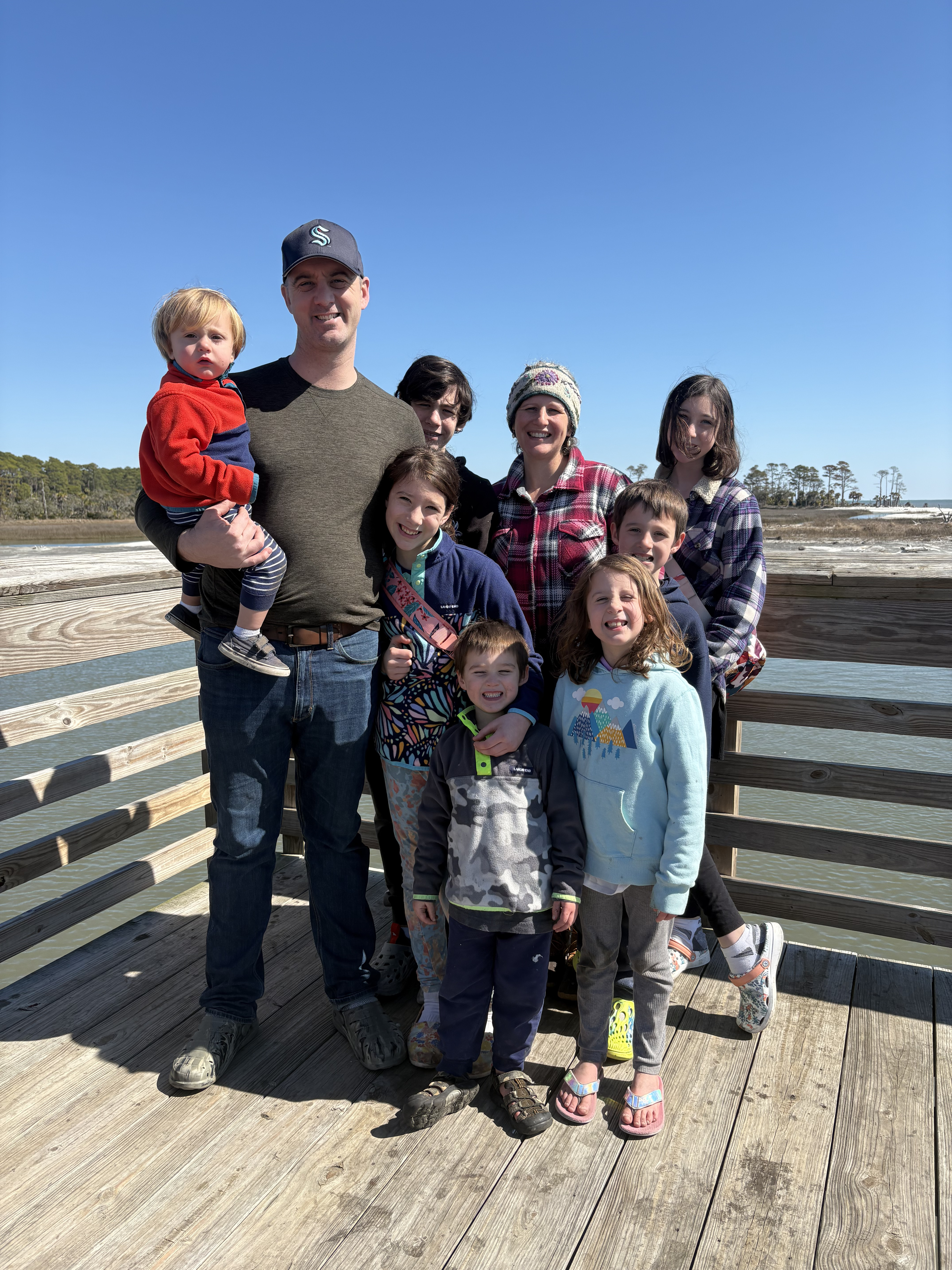 family of 9 photo at hunting island state park